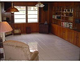 5th image of 330 NE 8th Ave