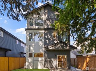 3809 NE 89th St, Seattle, WA 98115