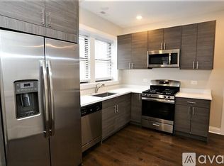 2228 N Sawyer Ave APT 3E, Chicago, IL 60647