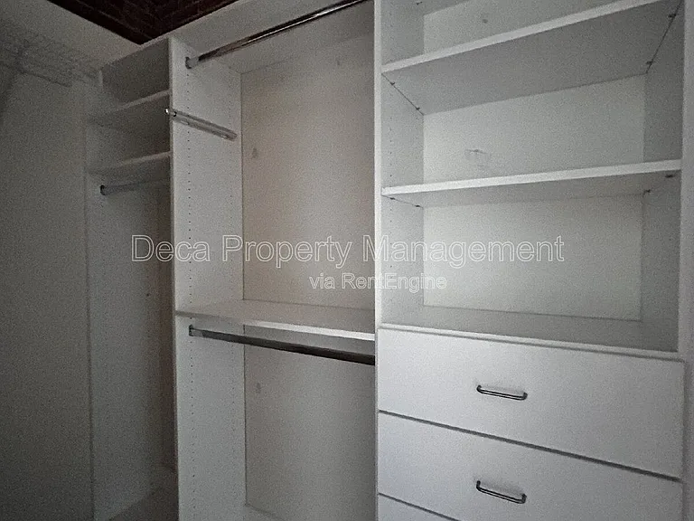 721 N 17th St #204 — Photo 10