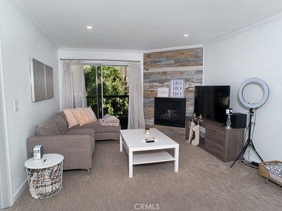 5500 Owensmouth Ave APT 213, Woodland Hills, CA, 91367