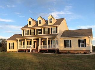 718 Athey Simmons Rd, Mount Airy, NC 27030