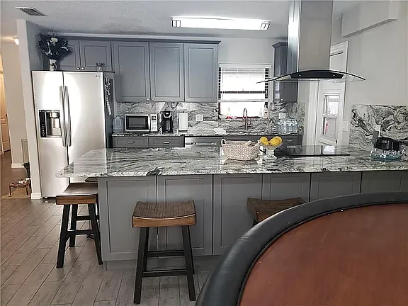 329 Hormigas St — Photo 9