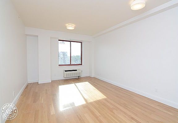 4th image of 1127 Flatbush Ave #5A