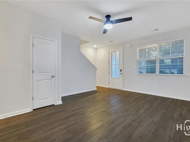 295 Coby Ln — Photo 17