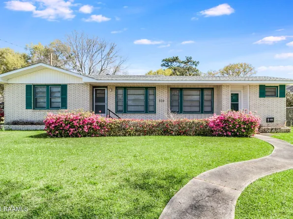 310 Dejean St, Washington, LA 70589