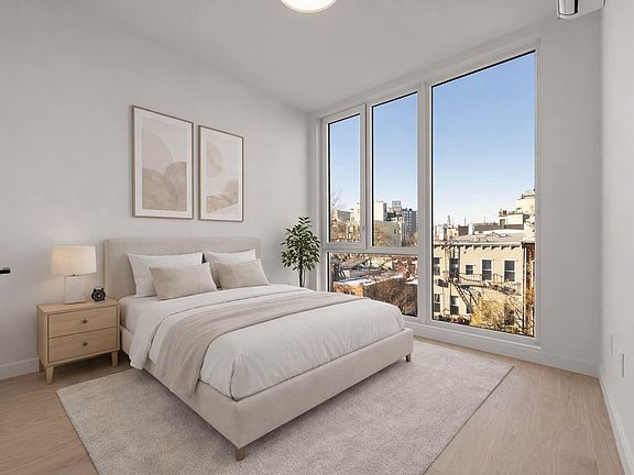 5th image of 533 Grand St #2B