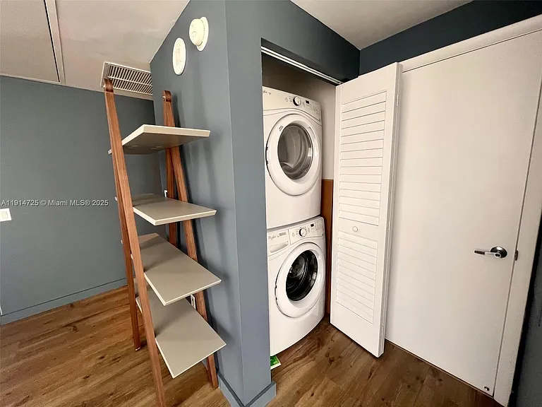 151 SE 1st St #810 — Photo 10
