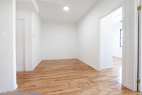 Rented by Brick&Mortar | media 5