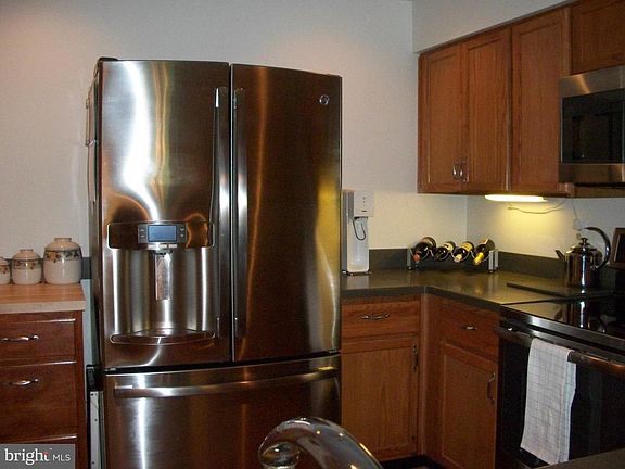 3rd image of 803 Coxswain Way Unit 311