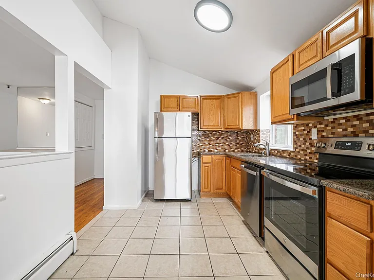 1466 Shore Dr #3 — Photo 4