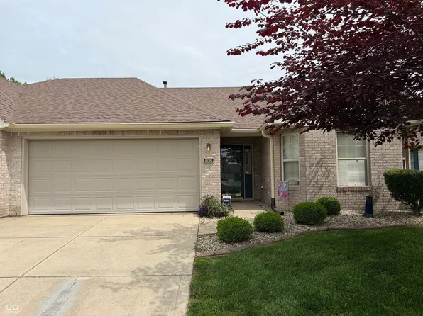 818 Jared Dr, Greenwood, IN 46143