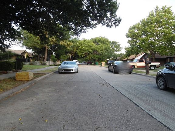 5th image of 1208 Tiffany Ln