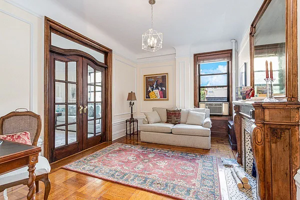 Sold by Level Group | media 2