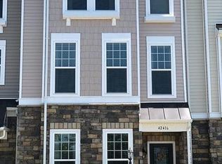 42416 Benfold Sq, Ashburn, VA 20148
