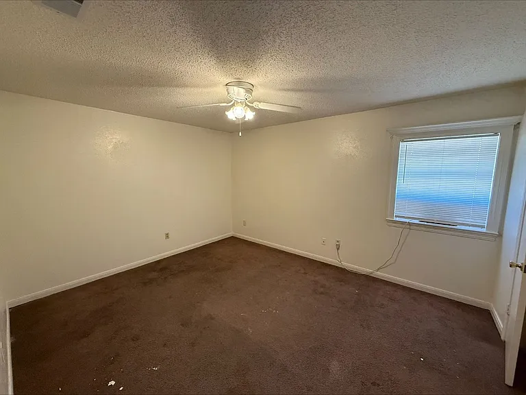 4101 Delaware Ave #14 — Photo 7