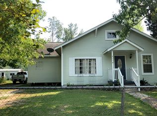 411 Yoakum Ave, Dequincy, LA 70633