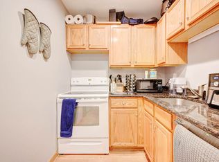 639 W Wrightwood Ave #4, Chicago, IL 60614