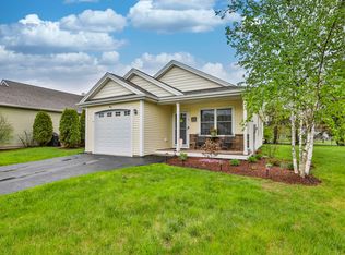 7 Stinson Dr, Nashua, NH 03063