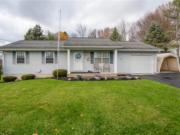 63 Leonard St, Dansville, NY 14437