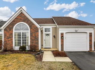 767 Stanford Ln, Carol Stream, IL 60188