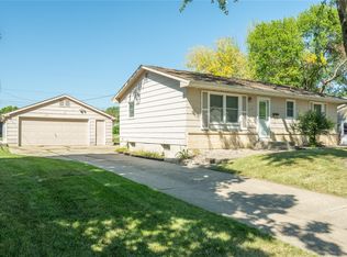 214 SE 2nd St, Ankeny, IA 50021