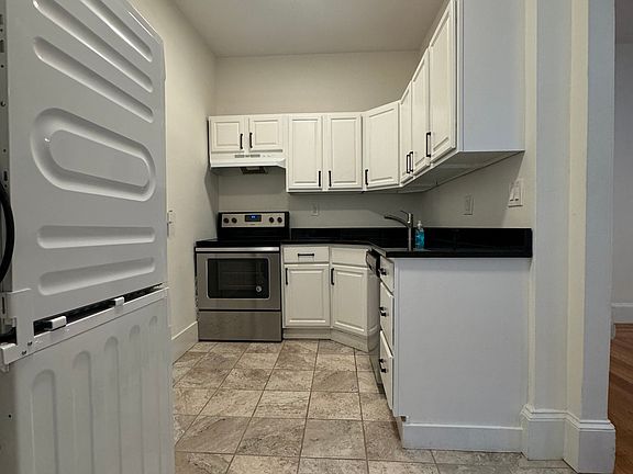 4th image of 1020 Commonwealth Ave #101
