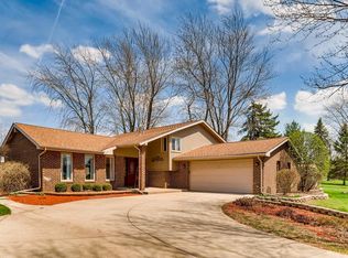 2916 E Spruce Dr, Crete, IL 60417