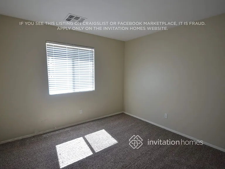 6417 S 23rd Dr — Photo 6