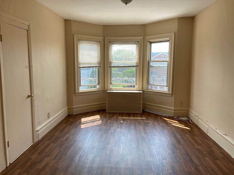 1st image of 150 Bay 10th St Floor 2