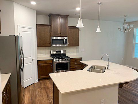 67fbeee111a0242adab957d9237f277d_12132020