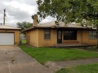 513 SW 4th St, Lockney, TX 79241