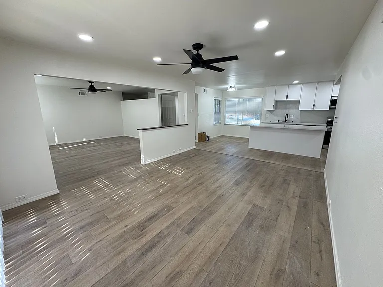 1058 Benjamin Pl — Photo 6