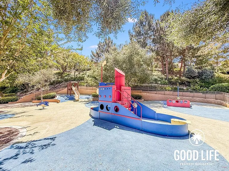 133 Playa Cir — Photo 35