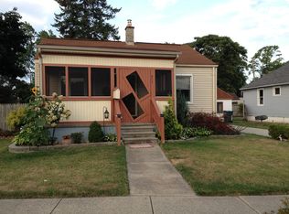 977 Montie Rd, Lincoln Park, MI 48146