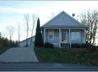 492 Waverly Cmns, Howell, MI 48843