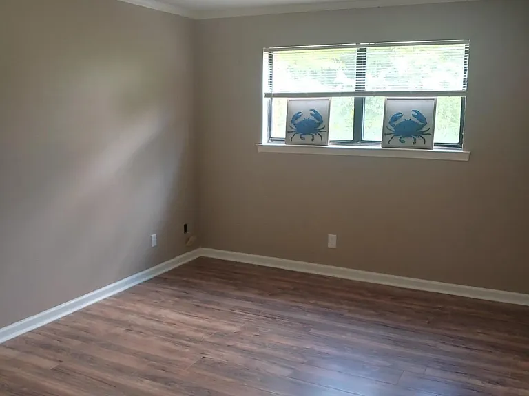 3037 Chase Ln — Photo 8