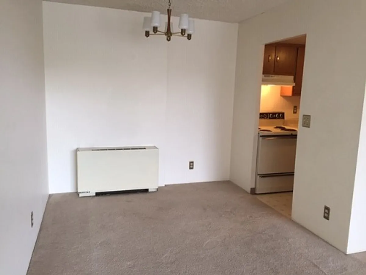 Building Photo - 421 S Howes St #S306