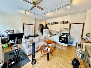 126 Prince St #3F, Boston, MA 02113