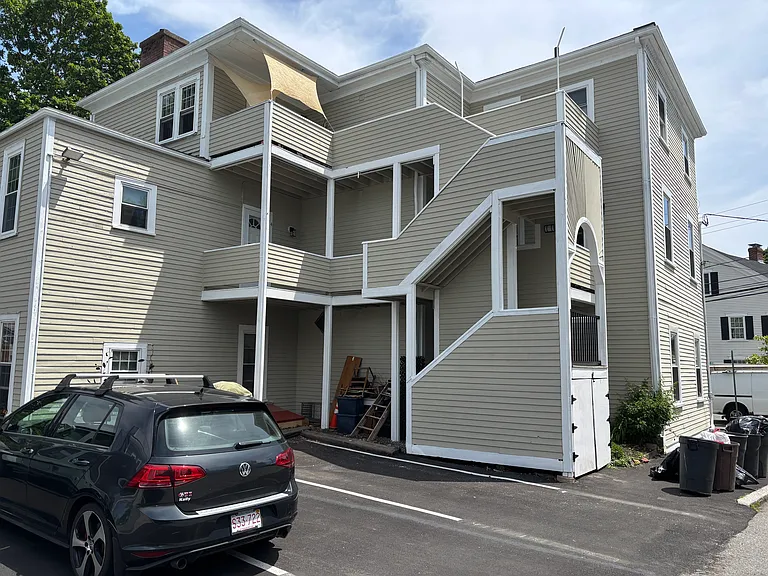 36 Market St #4 — Photo 11