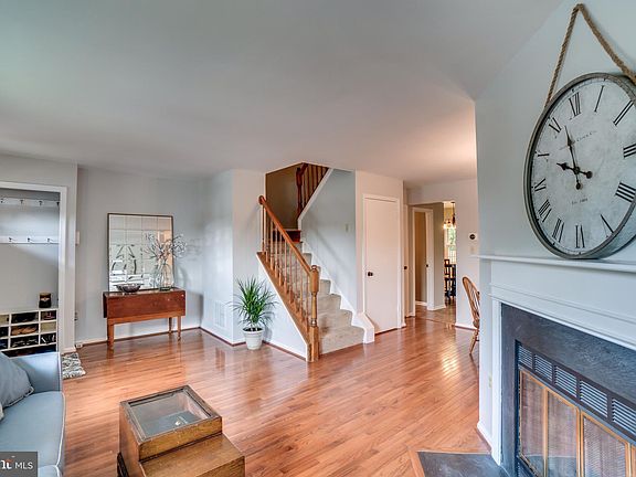 3rd image of 14523 Skipton Ct