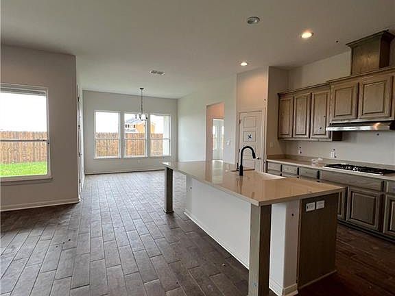 4th image of 14101 Madrid Falls Ln