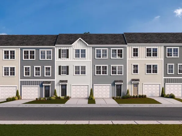 420 Sophie St, Strasburg, VA 22657