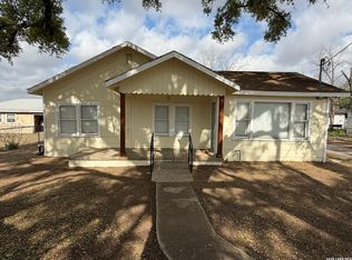 719 KELLY ST, Poteet, TX 78065
