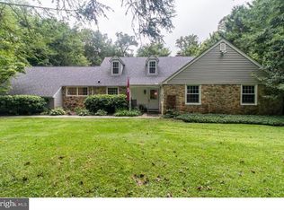 931 Coates Rd, Meadowbrook, PA 19046