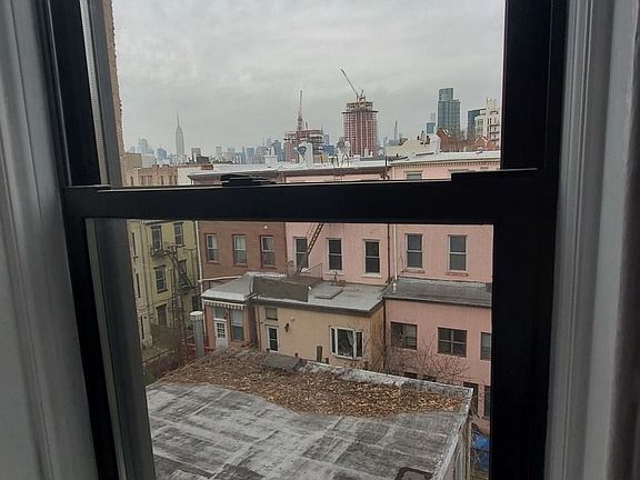 4th image of 83 Greenpoint Ave APT 4D
