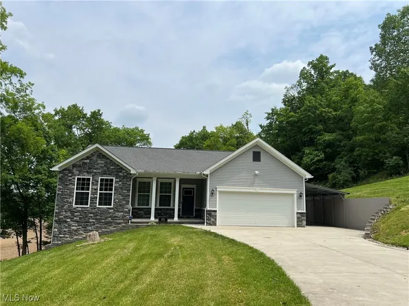 838 State Route 212 NW, Bolivar, OH 44612