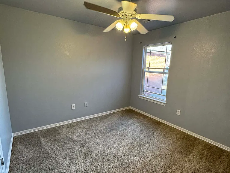 1457 Prairie View Ave — Photo 13