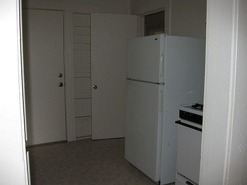 3rd image of 611 C St APT A