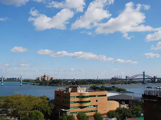 Sold by Sotheby's International Realty | media 15